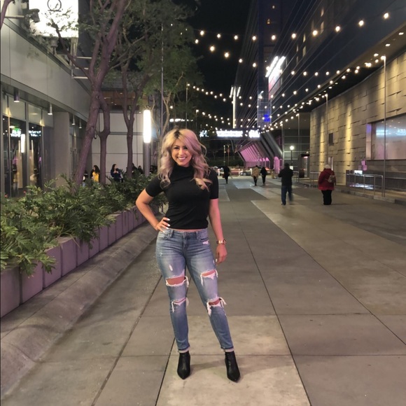 Meet your Posher, POSH AMBASSADOR JEN 💖💫💖🌟💖 - Picture 4 of 8